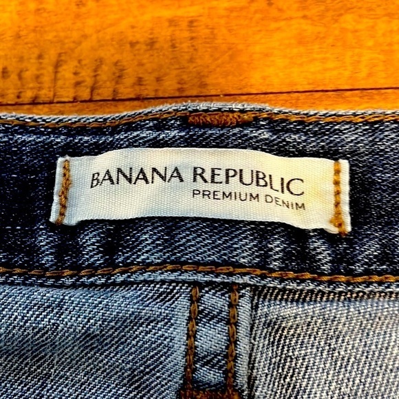 BANANA Republic jean Bermuda shorts, size 28, good condition - Picture 3 of 6
